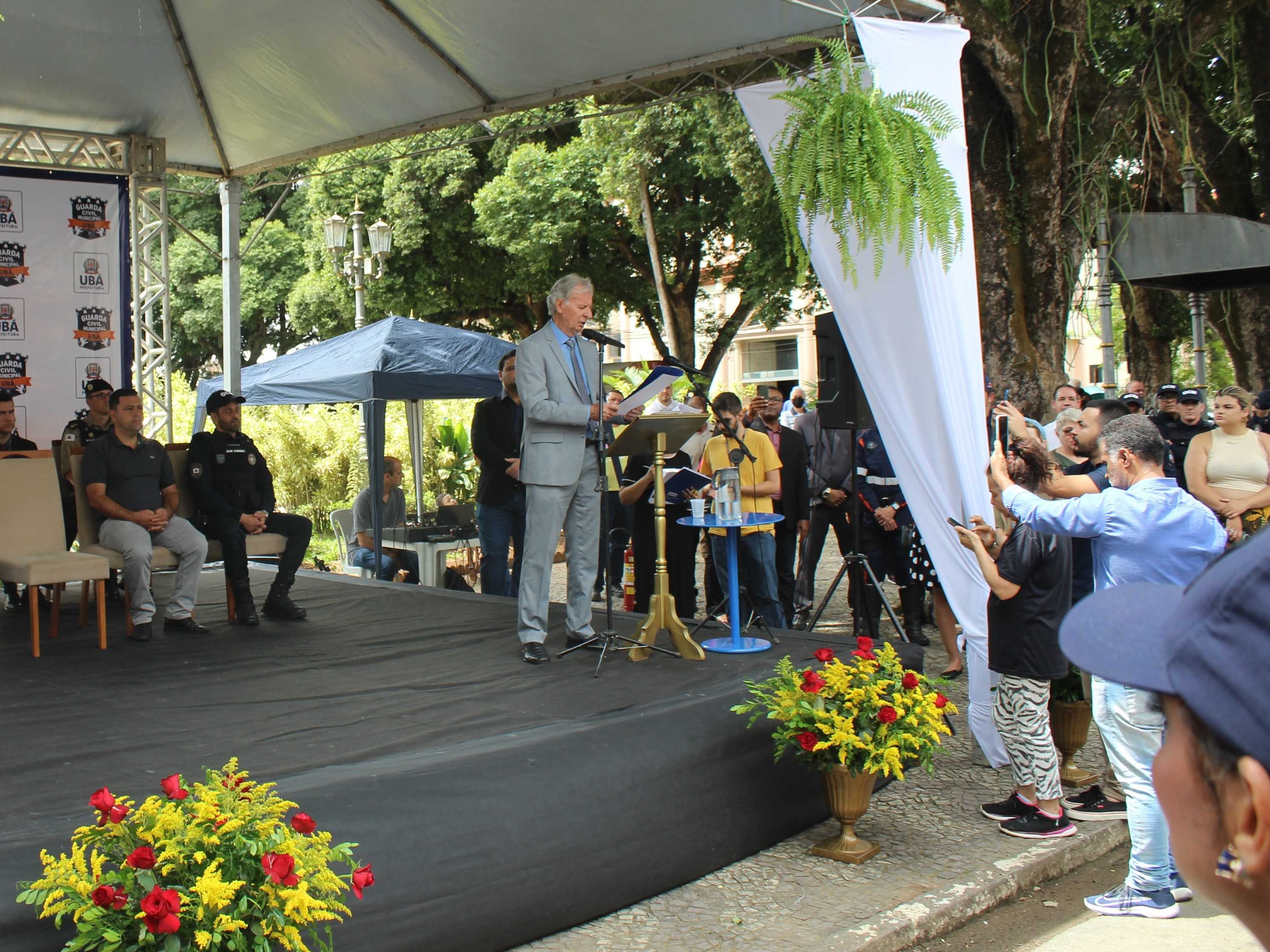 Prefeitura Municipal de Ubá Cerimônia emocionante marca a formatura do º curso de formação